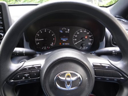 2020 Toyota Yaris - photo 15