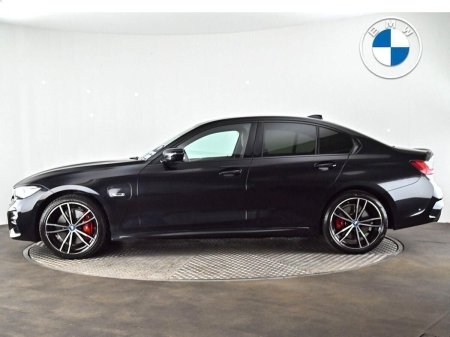 2022 BMW 3-Series - photo 3