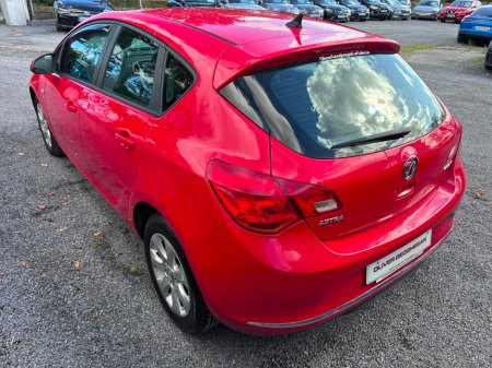 2013 Opel Astra - photo 3