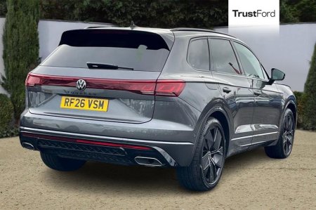 2026 Volkswagen Touareg - photo 4