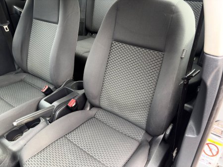 2010 Volkswagen Golf - photo 12