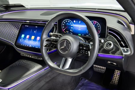 2025 Mercedes-Benz E-Class - photo 9