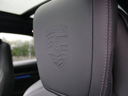 2026 Porsche Macan - photo 11