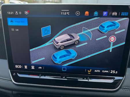 2025 Volkswagen Tiguan - photo 20