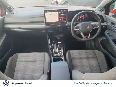 2026 Volkswagen Golf - photo 2