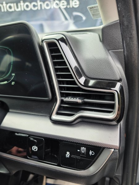 2022 Kia Sportage - photo 21