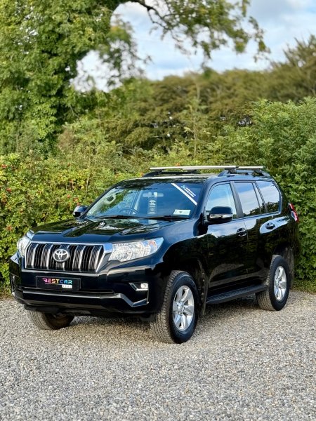 2022 Toyota Land Cruiser - photo 9