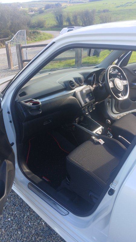 2020 Suzuki Swift - photo 15