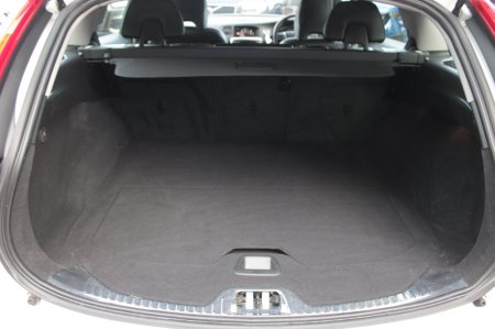 2018 Volvo V60 - photo 19