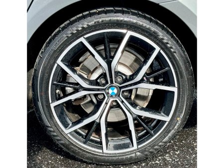 2023 BMW 5-Series - photo 25