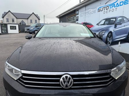 2018 Volkswagen Passat - photo 3