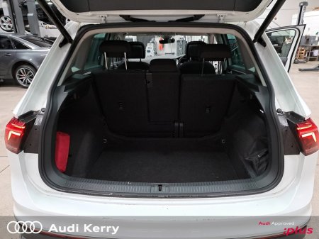 2023 Volkswagen Tiguan - photo 22
