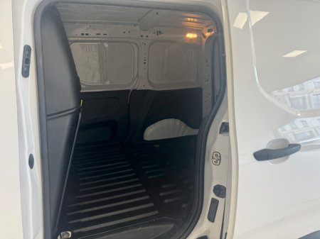 2025 Peugeot Partner - photo 8
