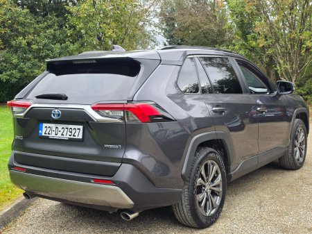2022 Toyota RAV4 - photo 3