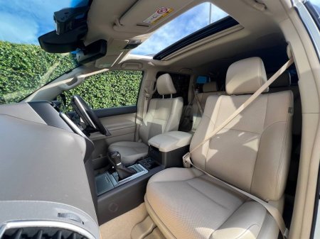 2023 Toyota Land Cruiser - photo 2