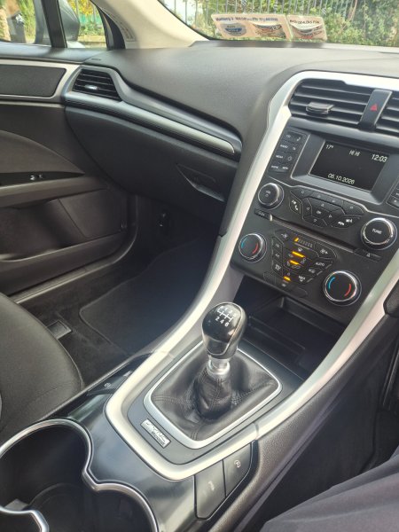 2015 Ford Mondeo - photo 14