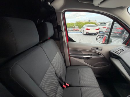 2021 Ford Transit Connect - photo 31