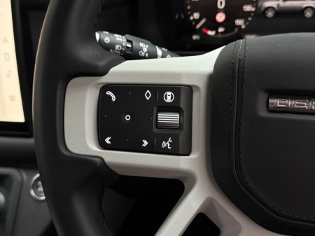 2025 Land Rover Defender - photo 14