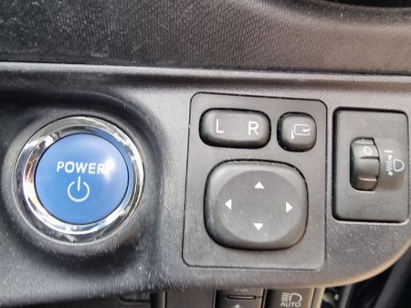 2019 Toyota Aqua - photo 22