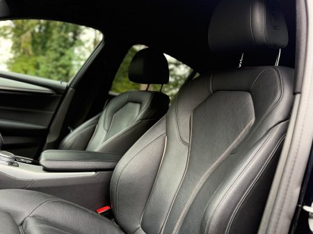2019 BMW 5-Series - photo 10