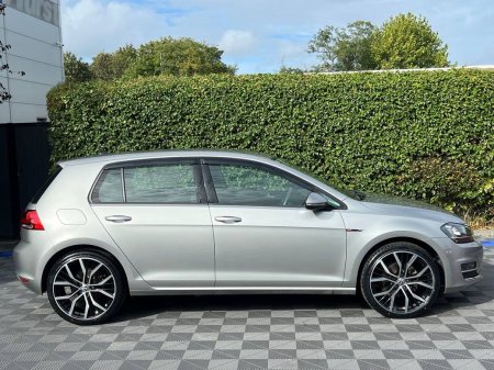 2015 Volkswagen Golf - photo 2