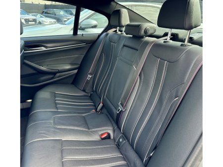 2022 BMW 5-Series - photo 21