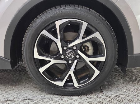 2017 Toyota C-HR - photo 15