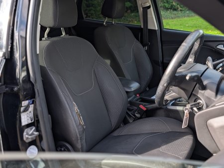 2015 Ford Focus - photo 7