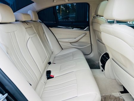 2017 BMW 5-Series - photo 15