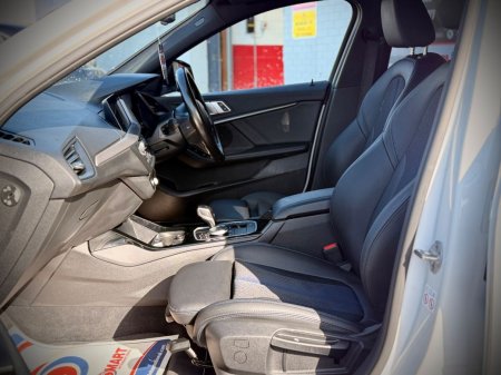 2022 BMW 1-Series - photo 12
