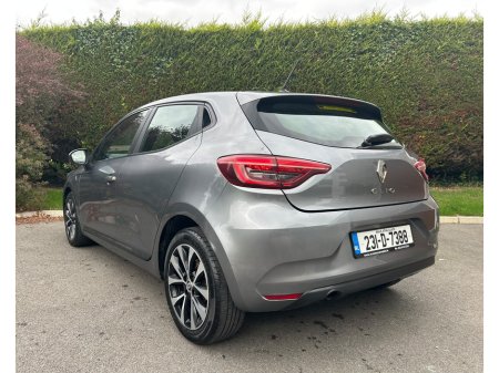 2023 Renault Clio - photo 6