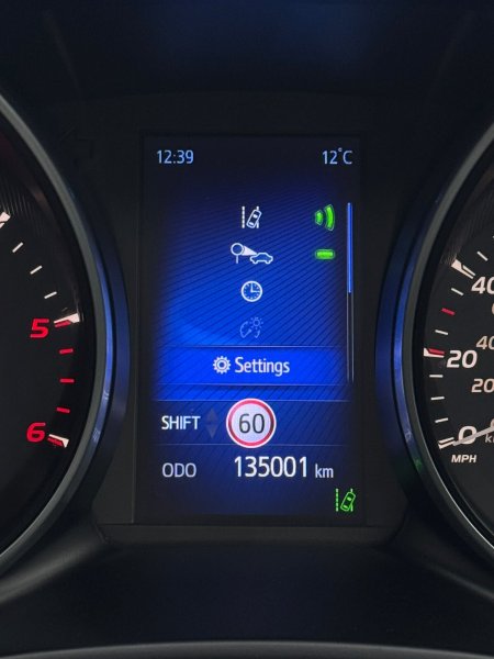 2016 Toyota Avensis - photo 10