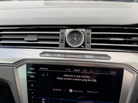 2018 Volkswagen Passat - photo 26