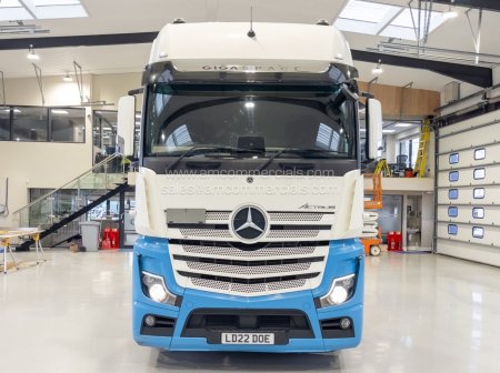 2022 MERCEDES BENZ ACTROS 2458 - photo 2