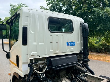 2023 Isuzu NPR - photo 21