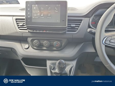 2026 Renault Trafic - photo 26