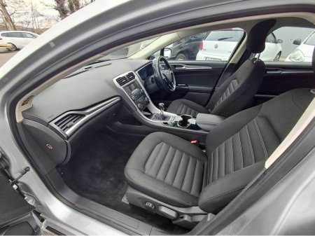 2016 Ford Mondeo - photo 13