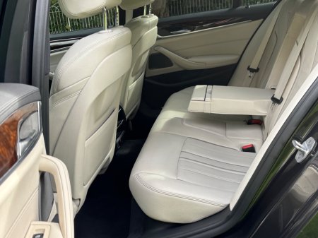 2018 BMW 5-Series - photo 9