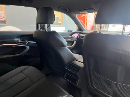 2023 Audi e-tron - photo 19