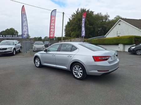2017 Skoda Superb - photo 4