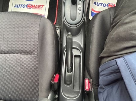 2013 Nissan Micra - photo 20