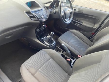 2015 Ford Fiesta - photo 7