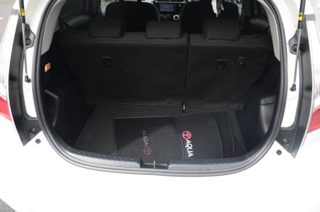 2016 Toyota Aqua - photo 19