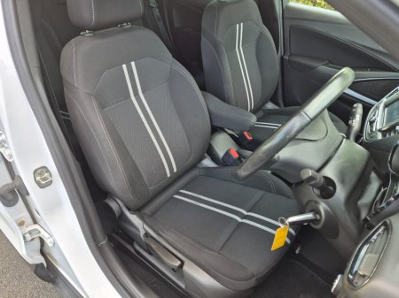 2023 Opel Crossland X - photo 18