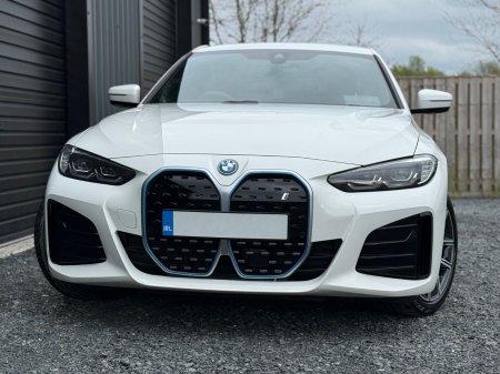 2022 BMW i4 - photo 2