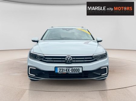2023 Volkswagen Passat - photo 3