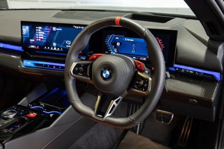 2025 BMW M5 - photo 9