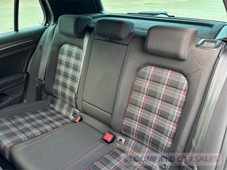 2018 Volkswagen Golf - photo 14
