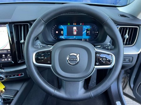 2025 Volvo XC60 - photo 5