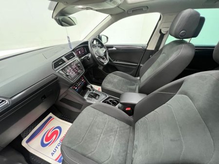2023 Volkswagen Tiguan - photo 21